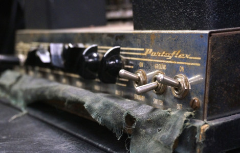 Vintage amplifier repair at Full Custom Music